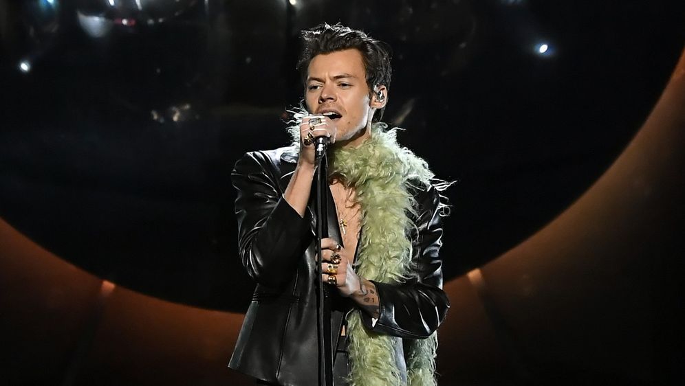 Harry Styles na Grammyjima 2001. godine