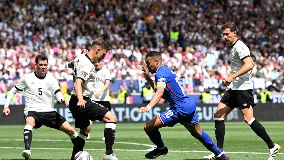 Kylian Mbappe u akciji protiv Nijemaca