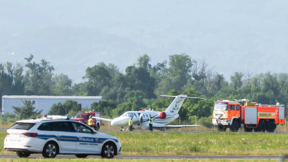 Prilikom slijetanja privatni zrakoplov Air Panonije, Cessna 525, prokliznula s piste - 1