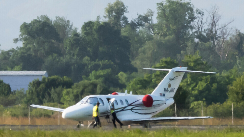 Prilikom slijetanja privatni zrakoplov Air Panonije, Cessna 525, prokliznula s piste - 3