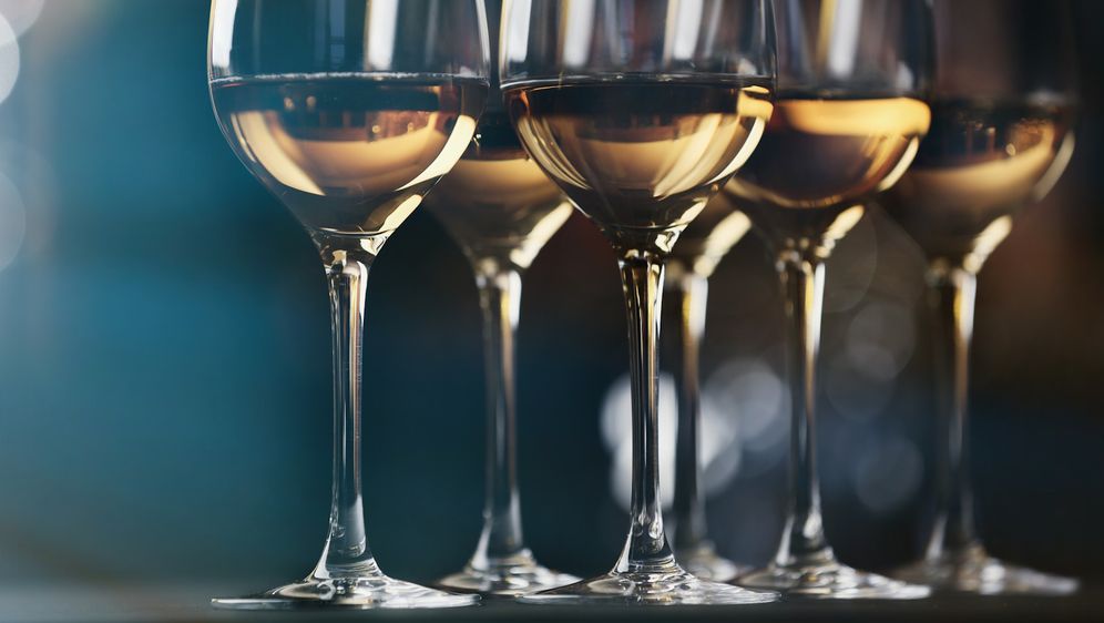 U bijelo vino dodajte smrznute kriške jalapeno papričica