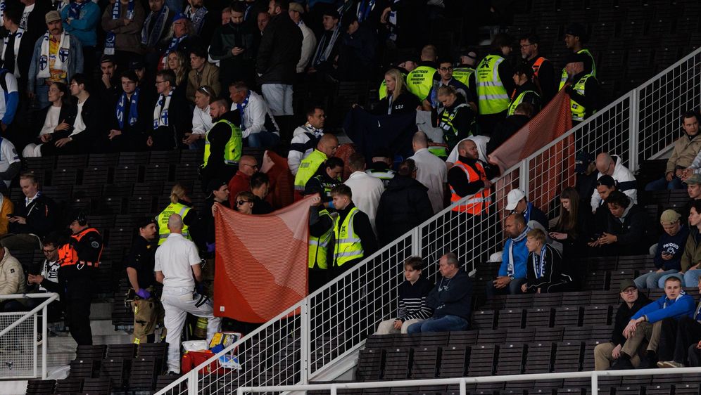 Navijaču pozlilo na utakmici Finska - Poljska