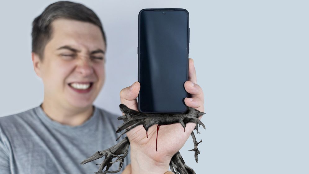 Parazitski pametni telefon, ilustracija