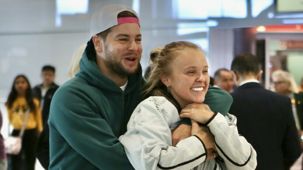 Jojo Siwa, Chris Hughes