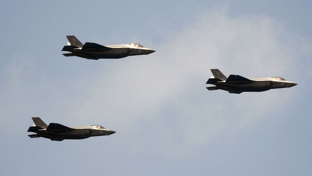 Izraelski F-25 borbeni zrakoplovi