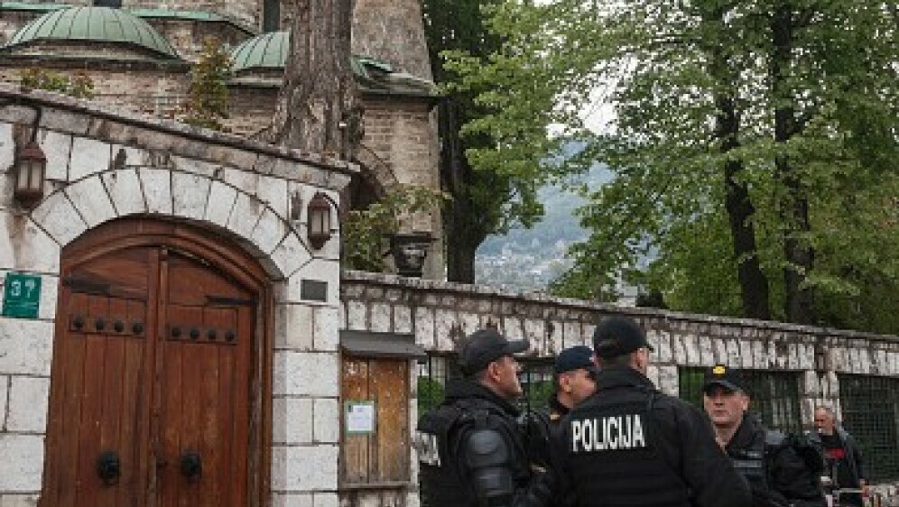 Policija u Sarajevu, ilustracija