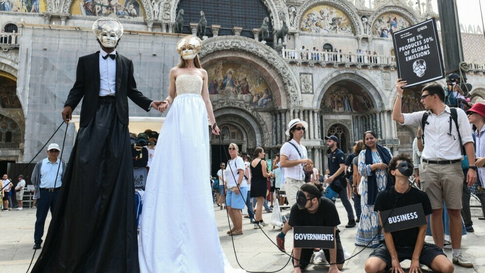 Protesti protiv Jeffa Bezosa - 5