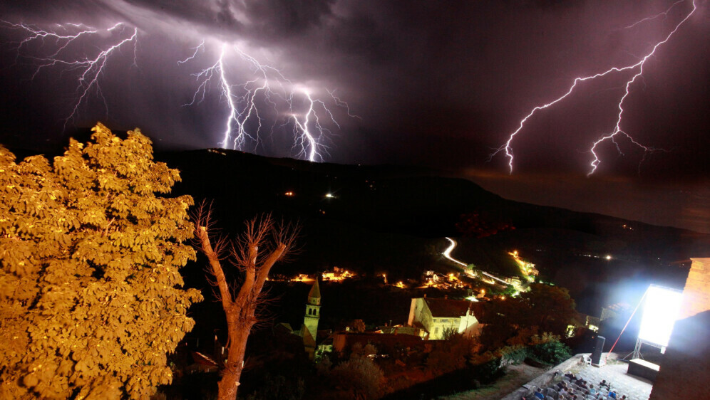 Grmljavina, ilustracija