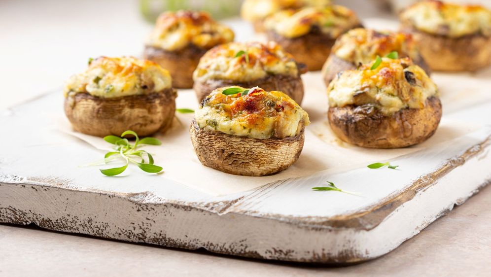 Šampinjoni punjeni pestom i parmezanom