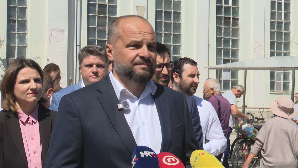 Siniša Hajdaš Dončić - 1