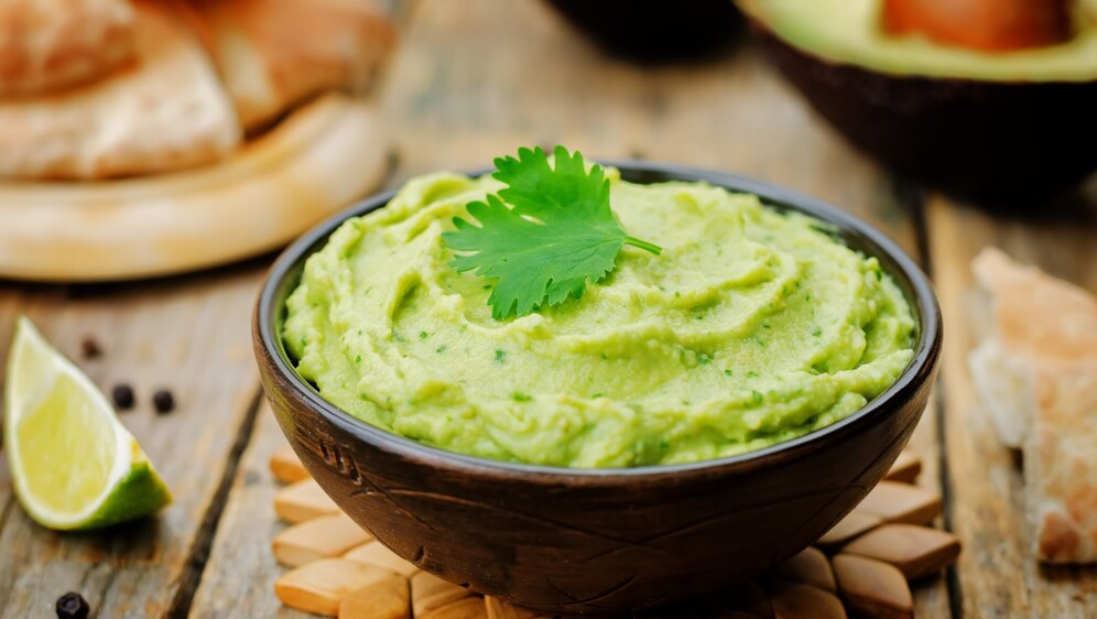 Humus s avokadom