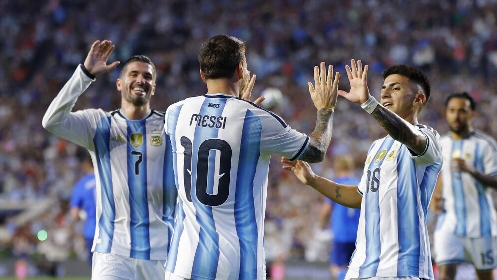 Messi i suigrači iz reprezentacije Argentine