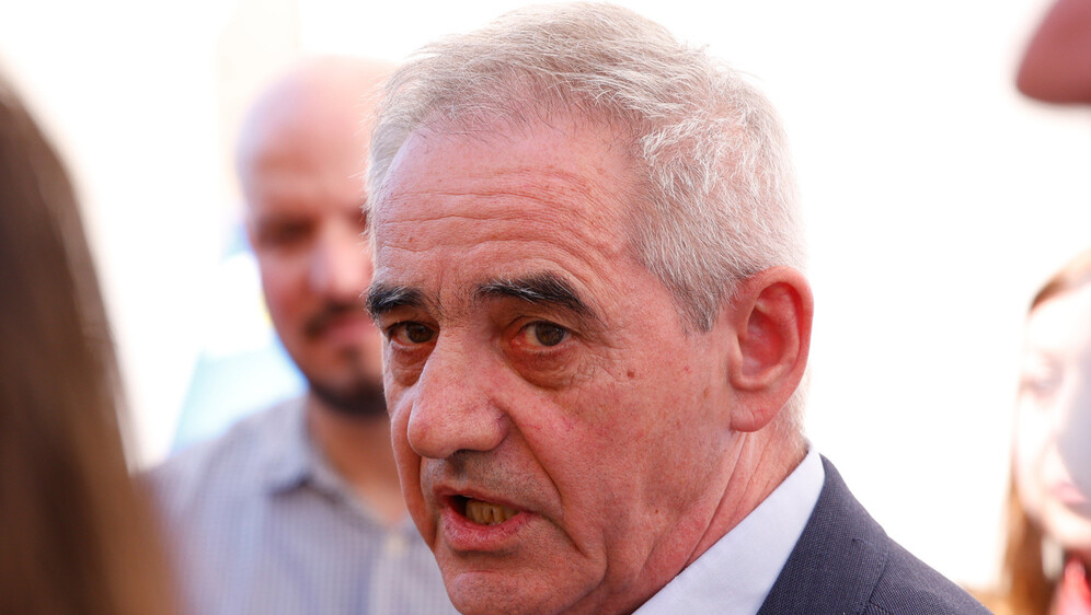 Damir Bakić