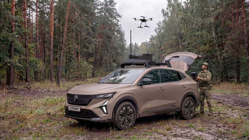 Renault predstavio vojno vozilo nove generacije: Upravljat će dronovima i robotima