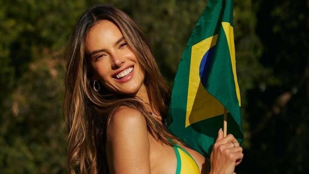 Alessandra Ambrosio - 3
