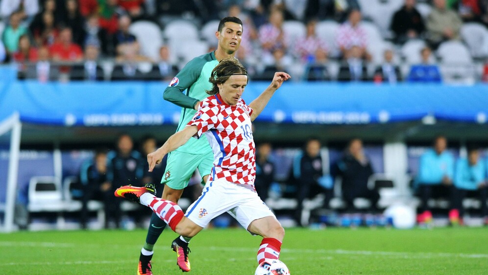 Luka Modrić i Cristiano Ronaldo 2016. godine