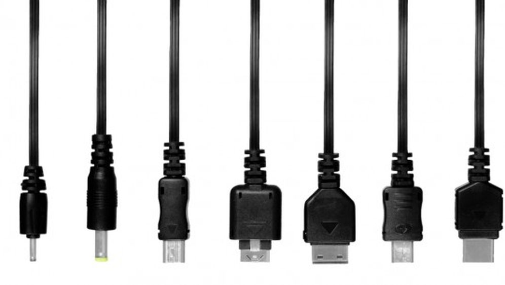 EU konačno uvodi direktivu i standard za jedinstvene punjače mobitela