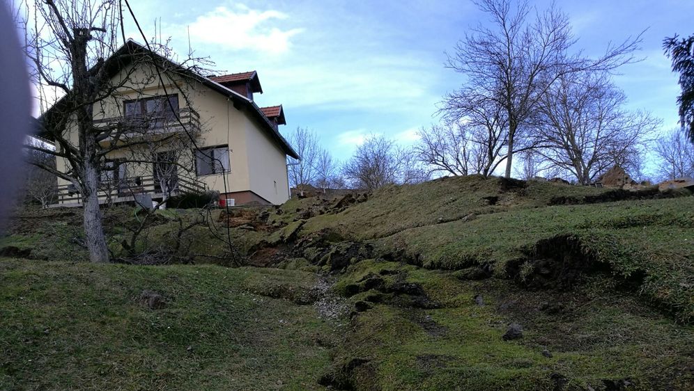 Odron stijene u Hrvatskoj Kostajnici (Foto: Dnevnik.hr)
