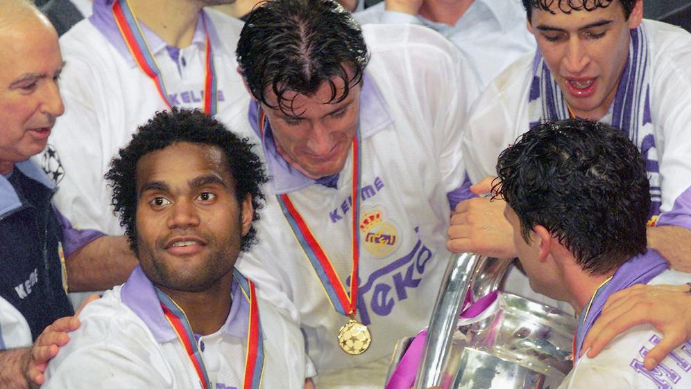 Šuker i Raul s trofejem Lige prvaka (Foto: AFP)