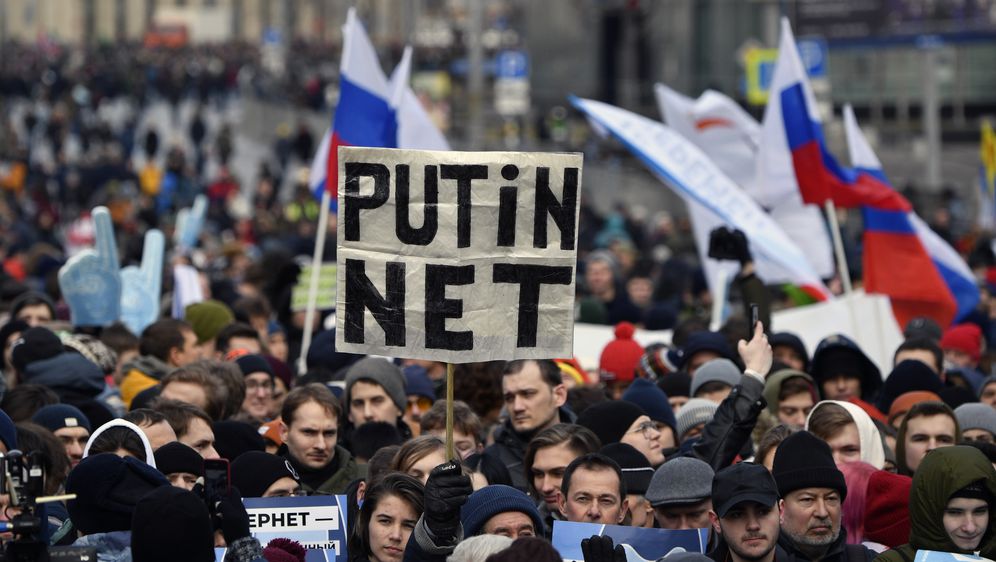 Prosvjed u Rusiji (Foto: Alexander NEMENOV / AFP)