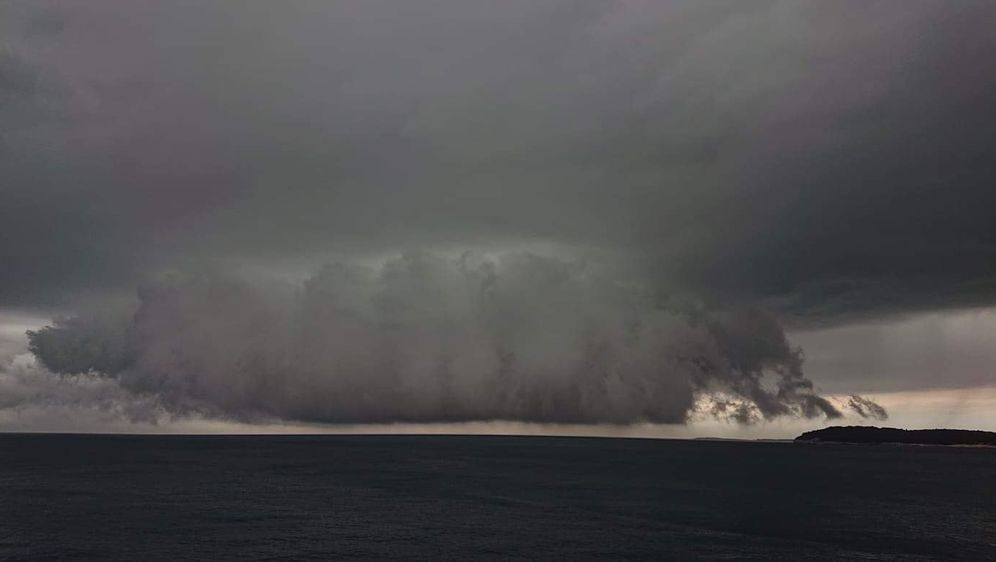 Olujni oblak kod Pule (Foto: Sendi Smoljo/IstraMet)