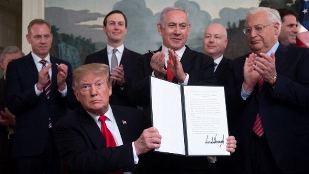 Trump potpisao uredbu kojom se Golanska visoravan proglašava izraelskim teritorijem (Foto: AFP)