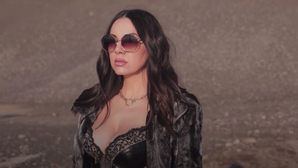 In Magazin: Žanamari Perčić - 1