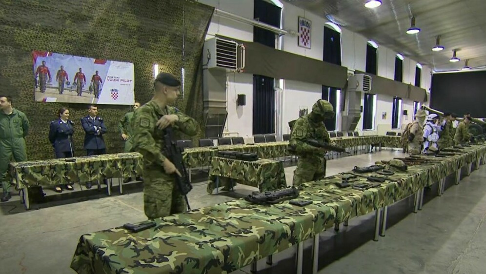 Maturanti pozvani u vojna učilišta - 1