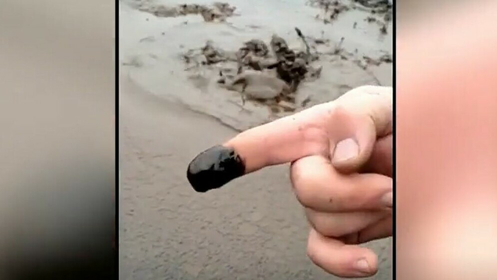 Curenje nafte u Ježevu - 1