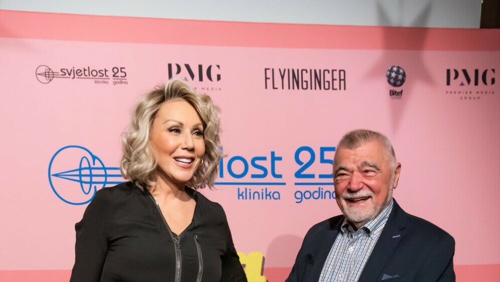 Lepa Brena i Stjepan Mesić - 2