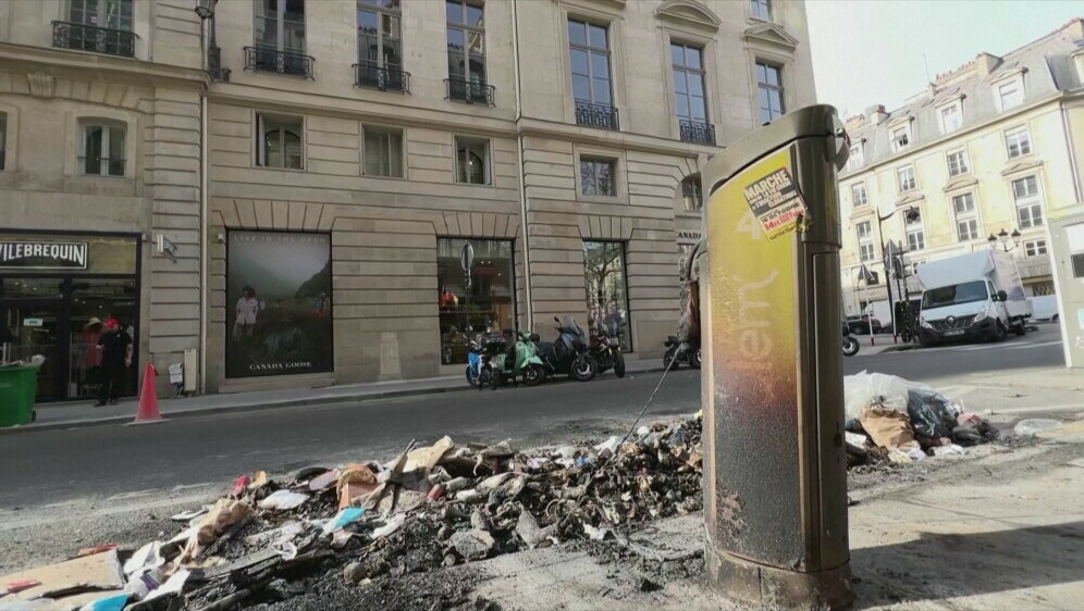 Neredi u Parizu - 2