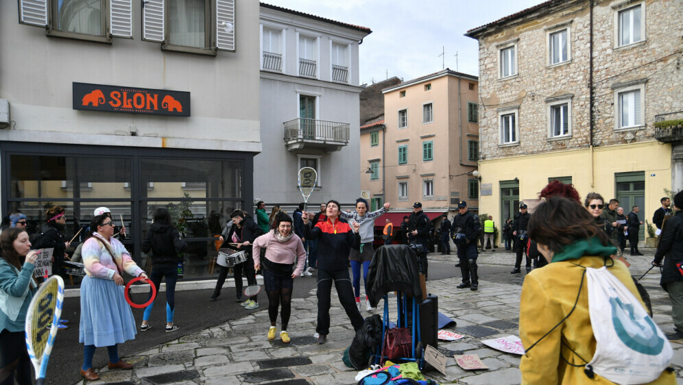 Molitelji i prosvjednici u Rijeci - 1