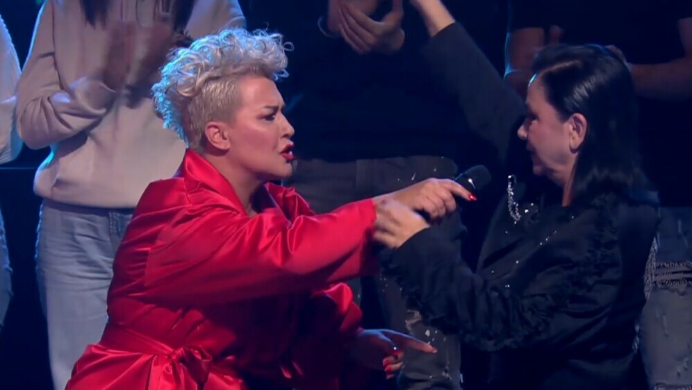 Indira i Alka, Tvoje lice zvuči poznato