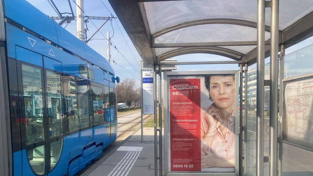 Plakati s pitanjima nalaze se diljem Zagreba