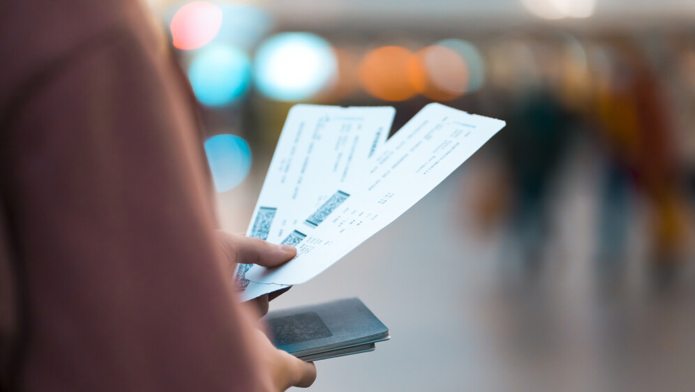 Kako se piše: avio karta ili aviokarta