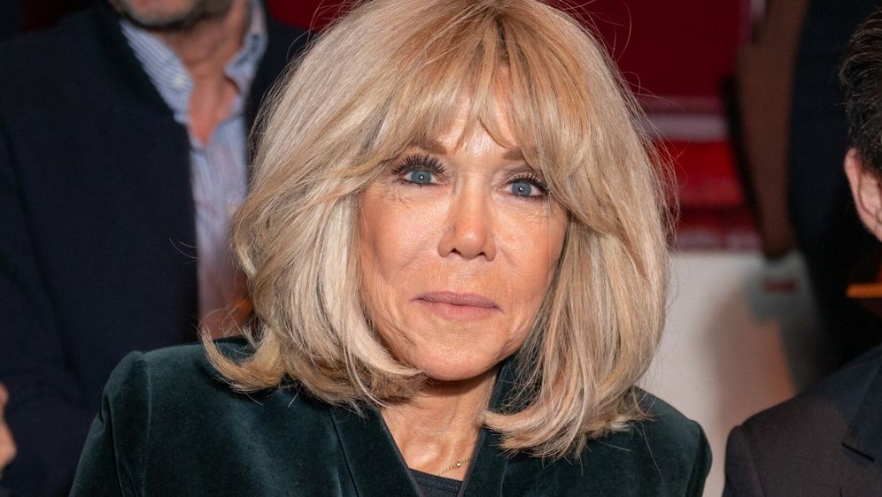 Brigitte Macron uvijek privlači poglede svojim modnim kombinacijama