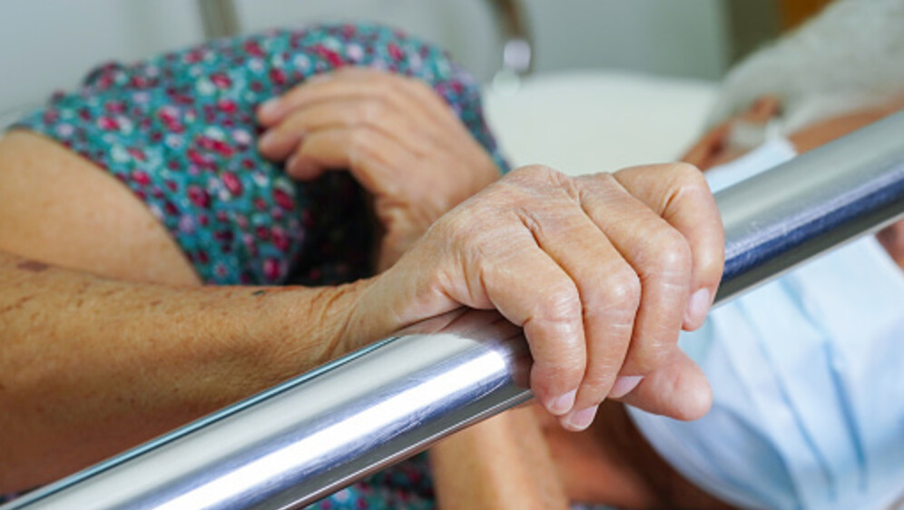 Pacijent u bolnici, ilustracija