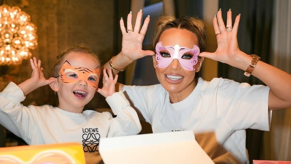 Bloom Tatarinov, Maja Šuput