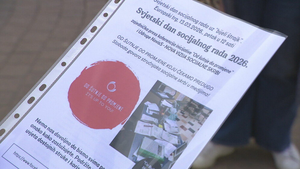 Socijalni radnici nastavljaju bijeli štrajk