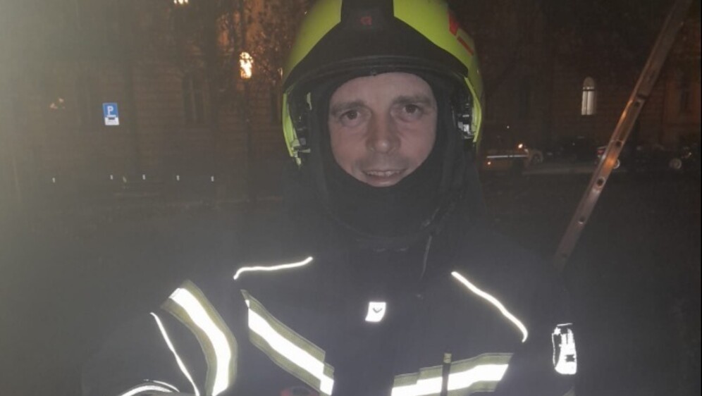 Vatrogasac na intervenciji