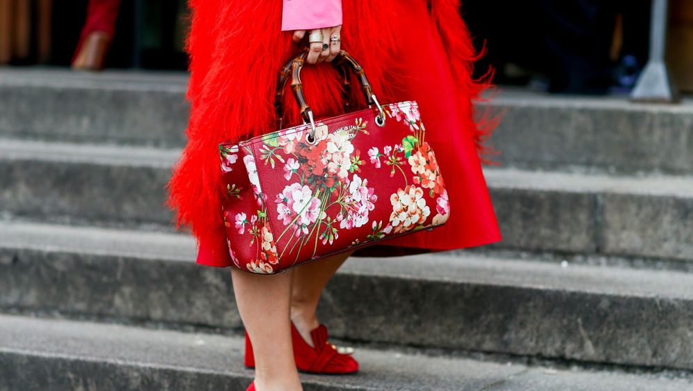 Suknje u vatrenoj nijansi crvene boje bit će veliki hit