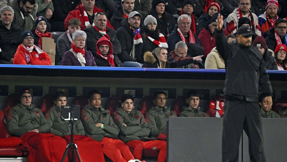 Filip Pavić na klupi Bayerna