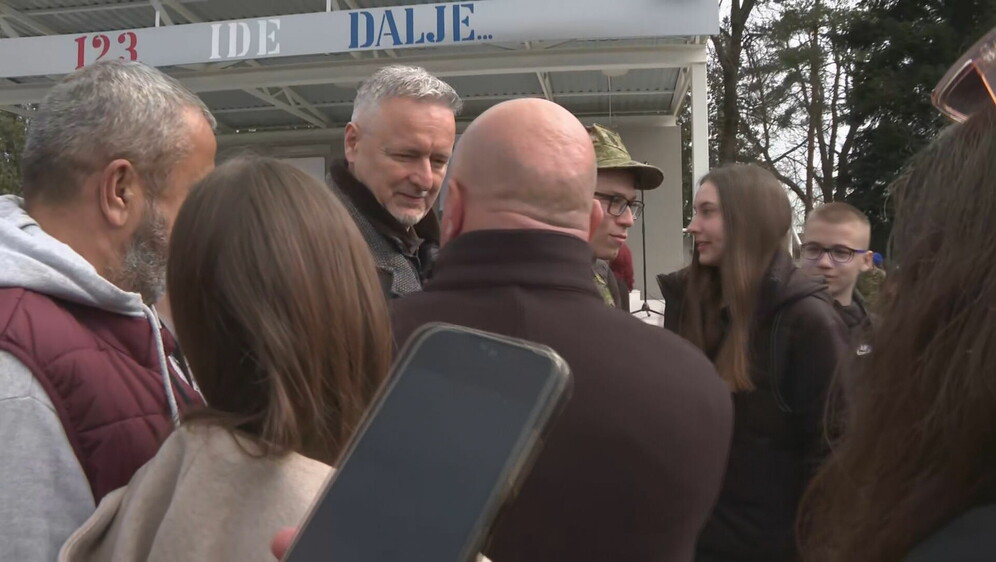 Thompson na prisezi kćeri u Požegi - 4