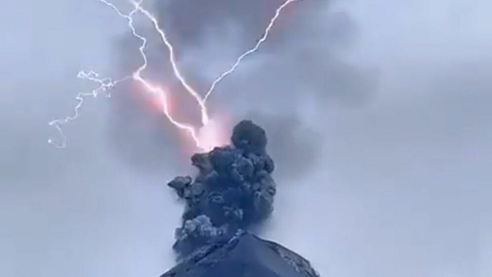 Vulkanska munja