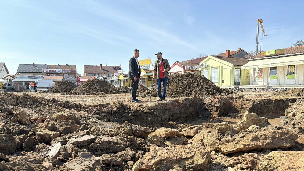 Vinkovci: Pronađena 22 rimska groba