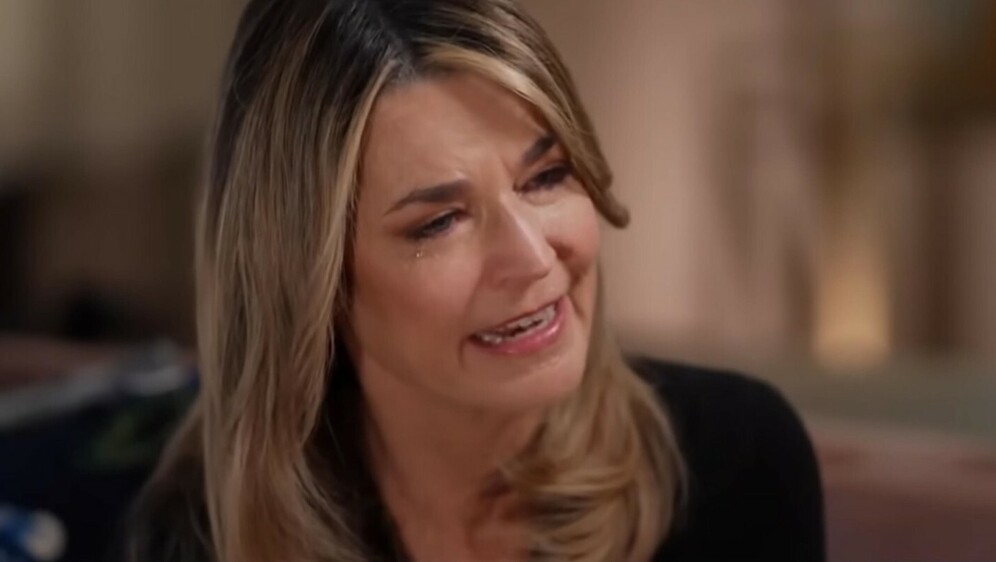 Savannah Guthrie - 2