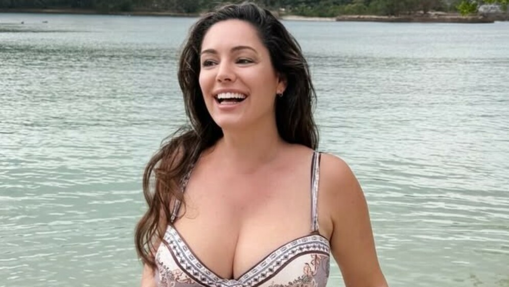 Kelly Brook - 6