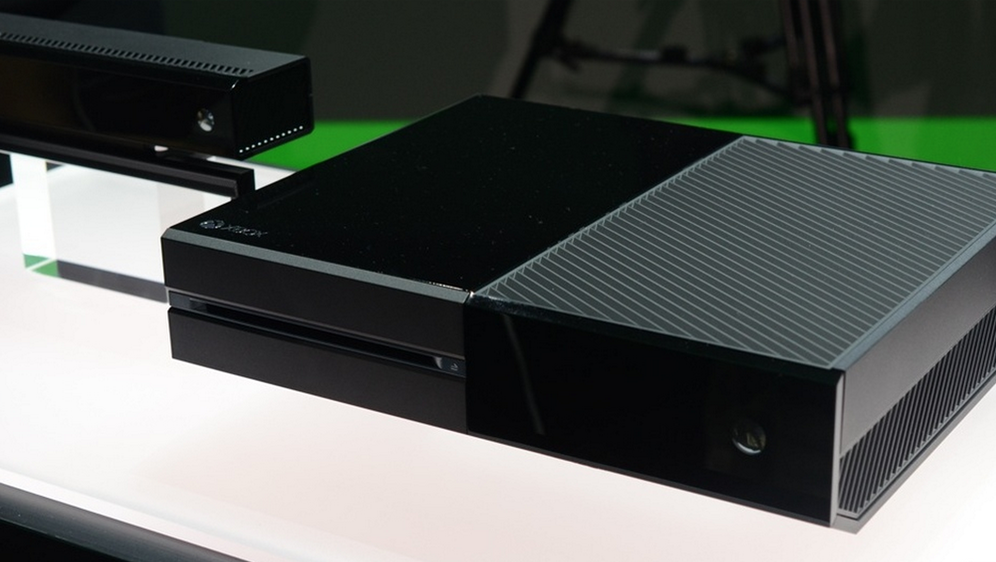 Microsoft Xbox One vs. Sony PlayStation 4
