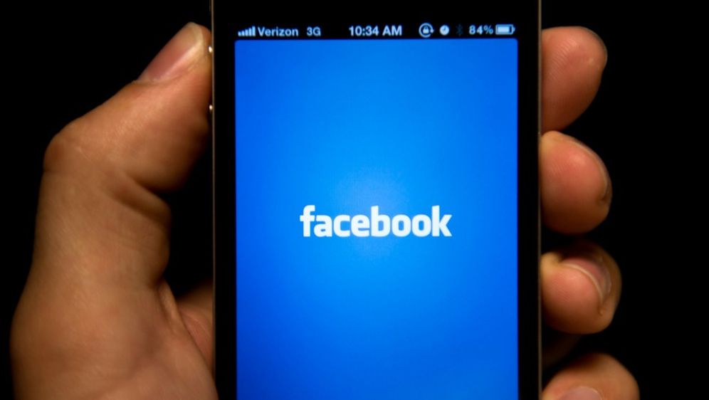 Kako prikazati najnovije vijesti na Facebookovoj mobilnoj aplikaciji?