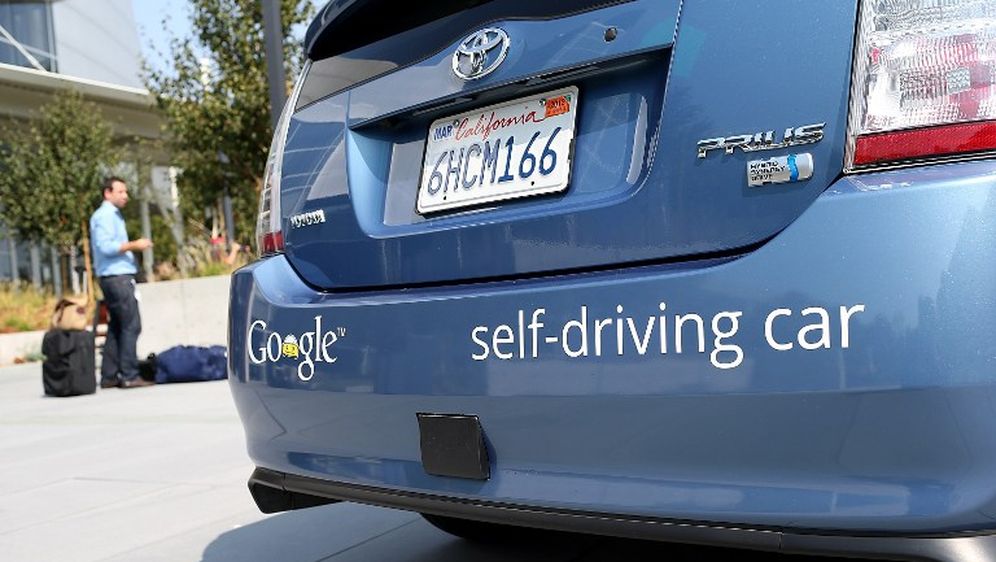 Googleovi 'automobili bez vozača' sudjelovali su u 11 prometnih nesreća